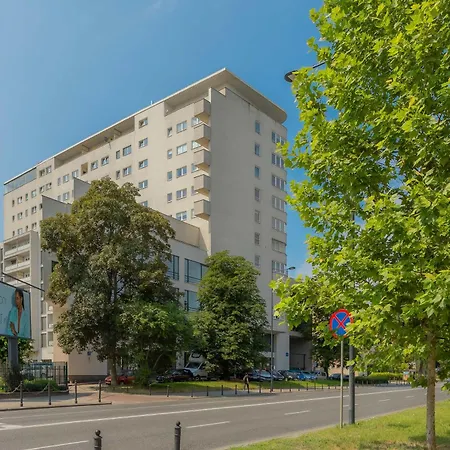 Apartamento Compact Near The Underground By Renters *